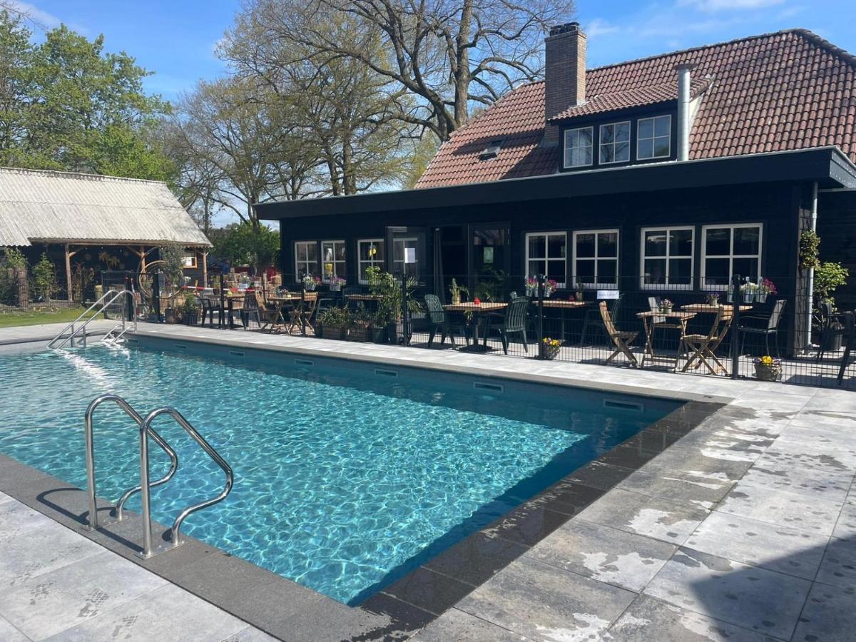 Camping De Vinkenkamp Lieren Esterno foto