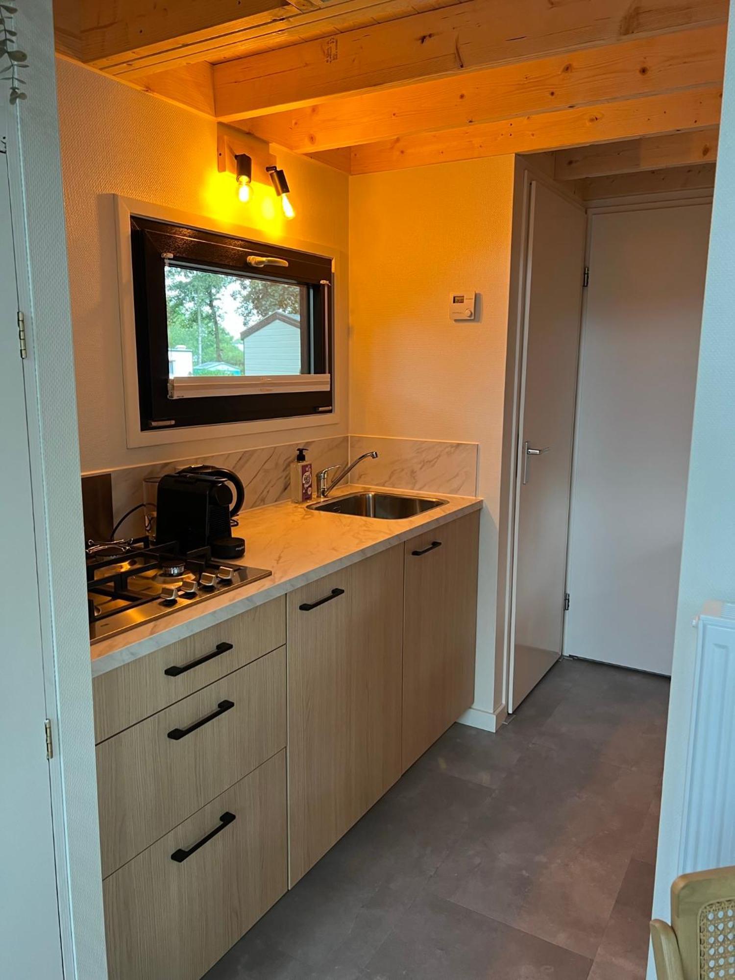 Camping De Vinkenkamp Lieren Esterno foto
