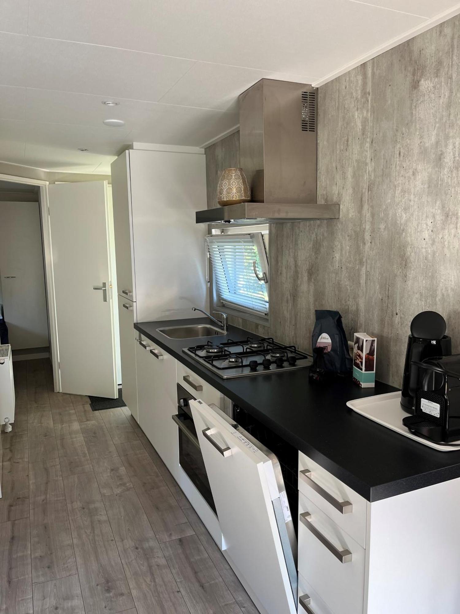 Camping De Vinkenkamp Lieren Esterno foto
